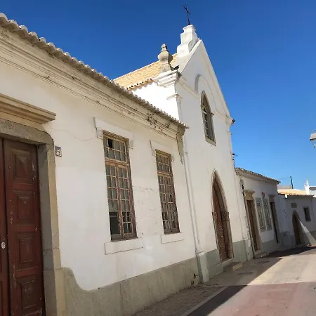 Flor De Amendoeira Αλμπουφέιρα